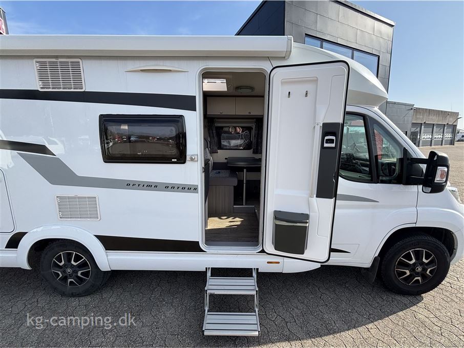 Hobby Optima On Tour V65 GE