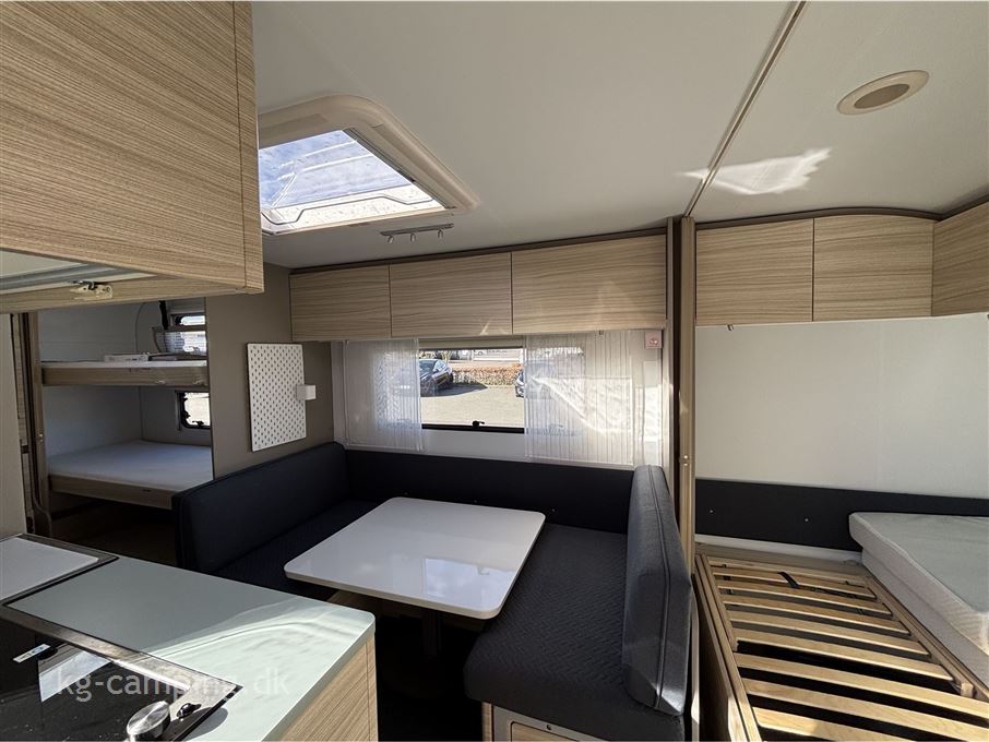 Adria Altea 552 PK M. 3 køjer