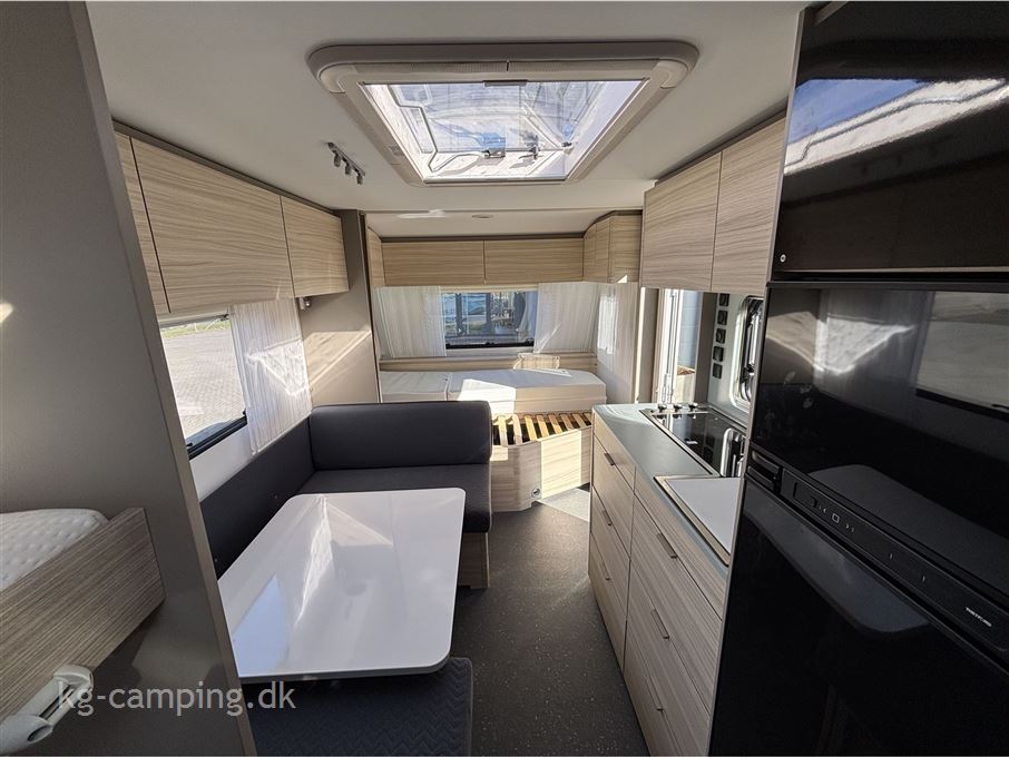 Adria Altea 552 PK M. 3 køjer