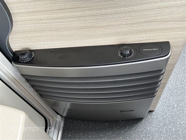 Adria Altea 502 UL 60 Years selection