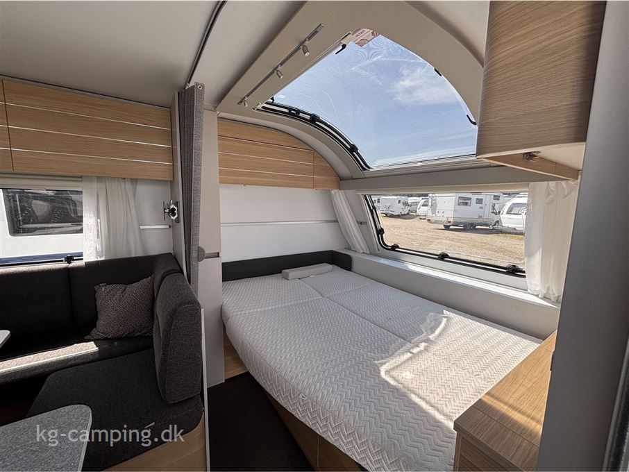 Adria Adora 673 PK Twin