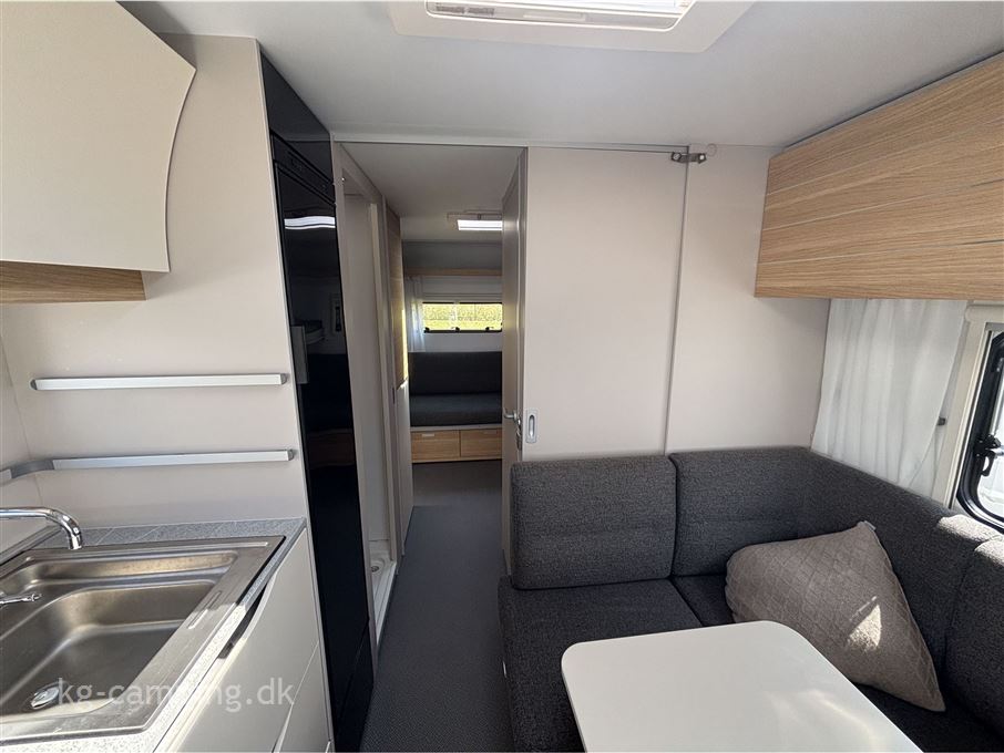 Adria Adora 673 PK Twin