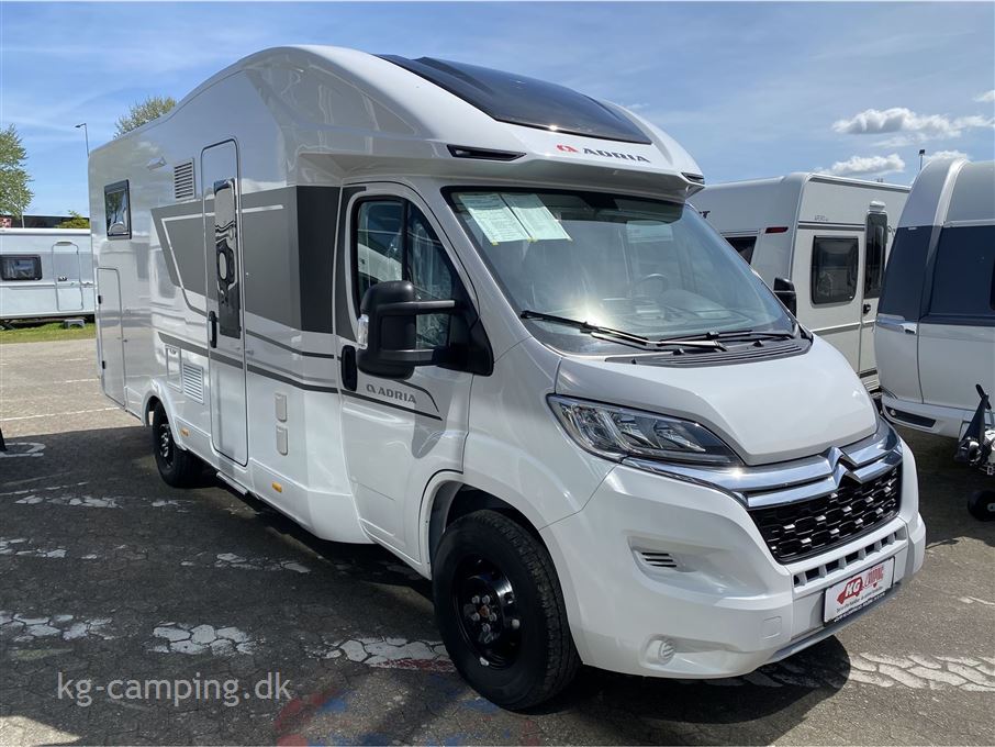 Adria Coral AXESS 650 DL