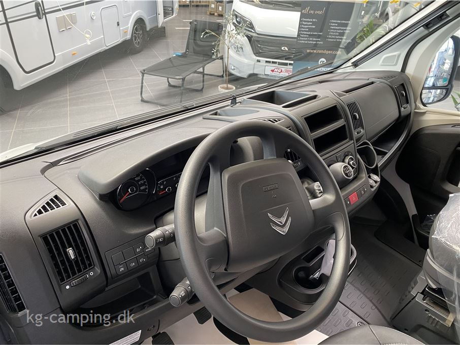 Adria Coral AXESS 650 DL