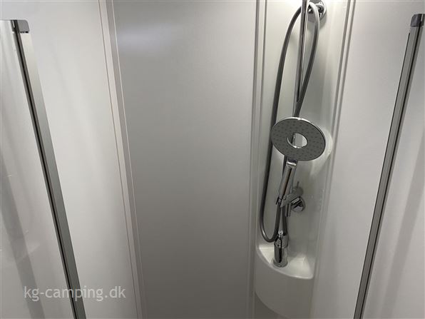 Adria Coral AXESS 650 DL