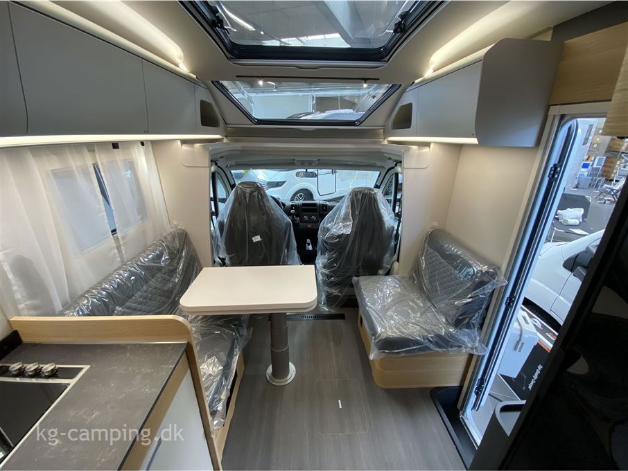 Adria Coral AXESS 650 DL