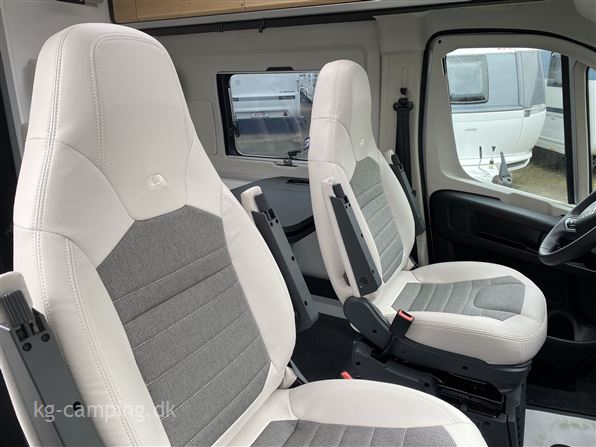 Adria Twin 640 SLB 60-års jubilæum