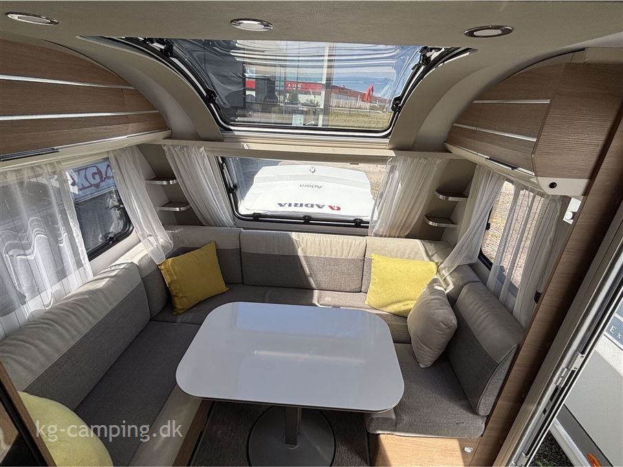Adria Adora 502 UL Supreme Edition