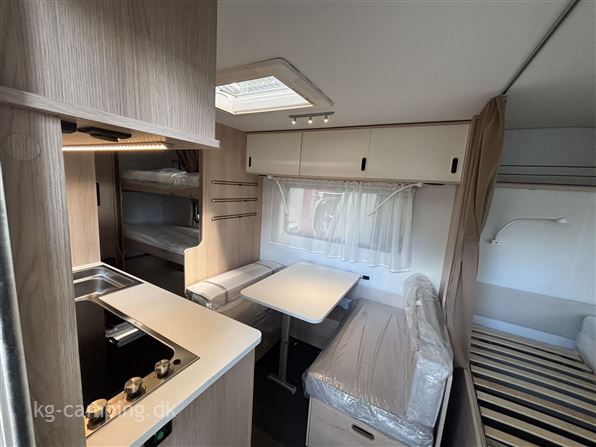 Adria Aviva 522 PT 3 køjer