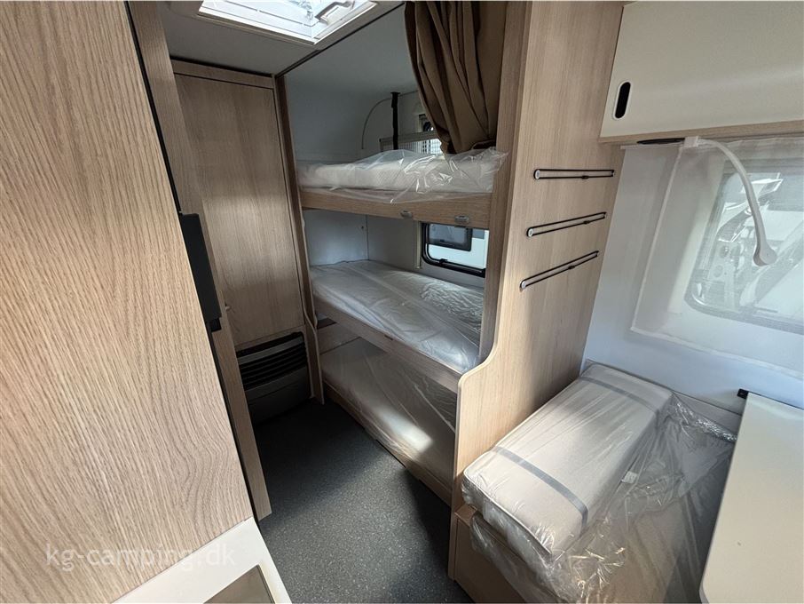 Adria Aviva 522 PT 3 køjer