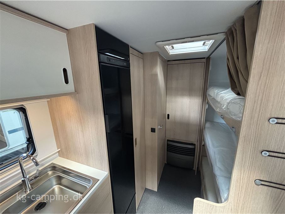 Adria Aviva 522 PT 3 køjer