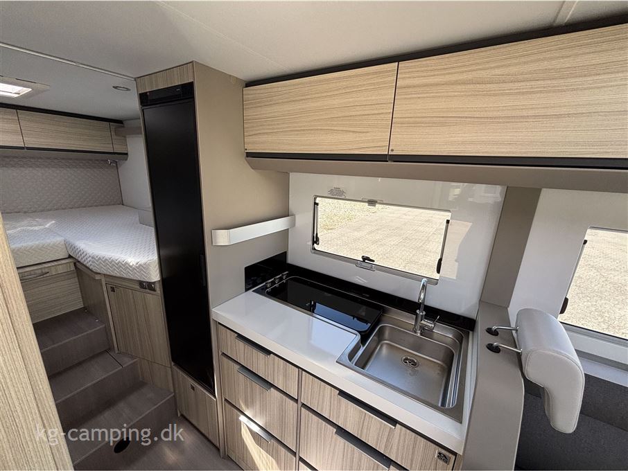 Adria Compact DL - 140 HK 60 Years