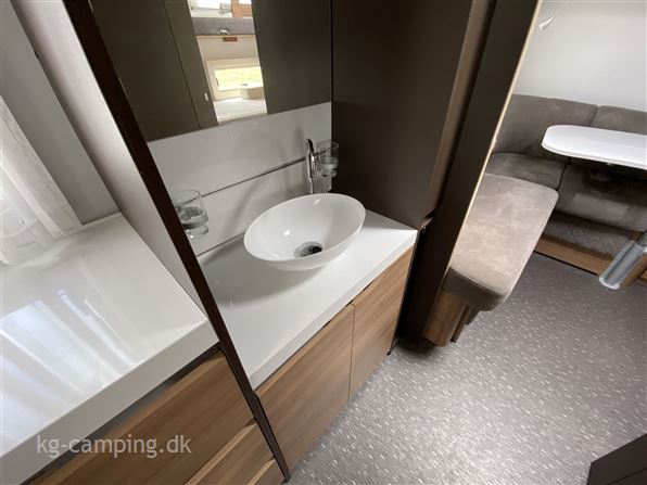 Adria Alpina 763 UK