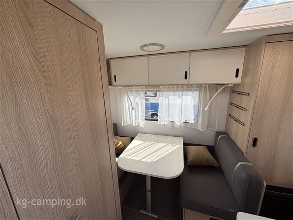 Adria Aviva 400 PS