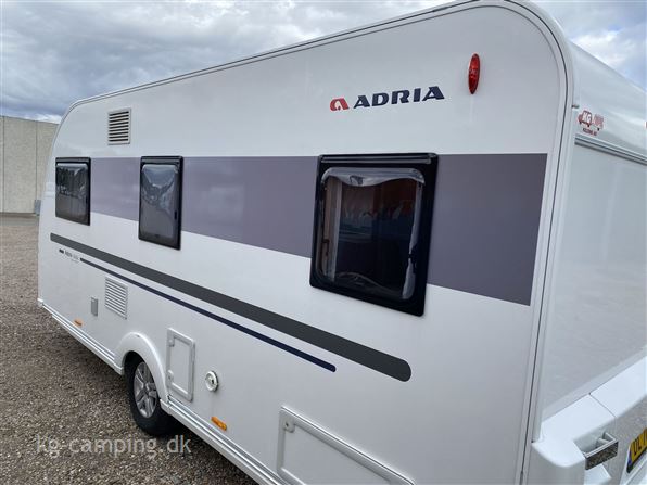 Adria Adora 502 UL Supreme Edition