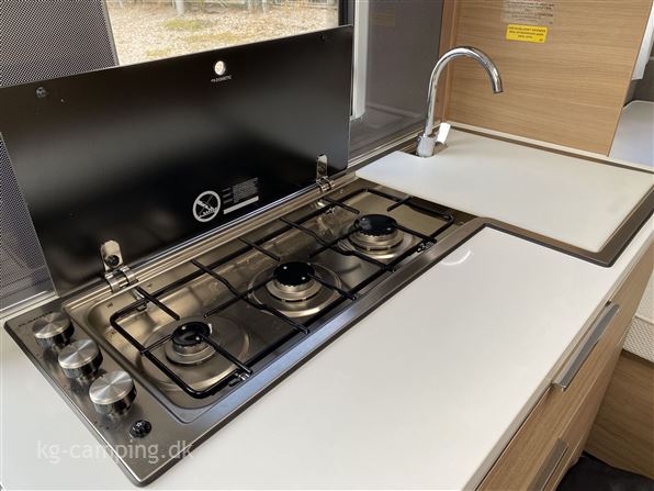 Adria Adora 502 UL Supreme Edition