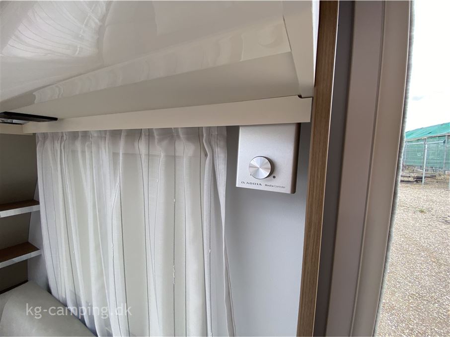 Adria Adora 502 UL Supreme Edition