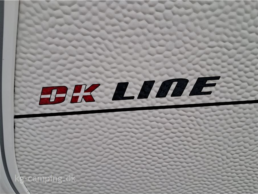 Hobby De Luxe 460 UFe DK LINE