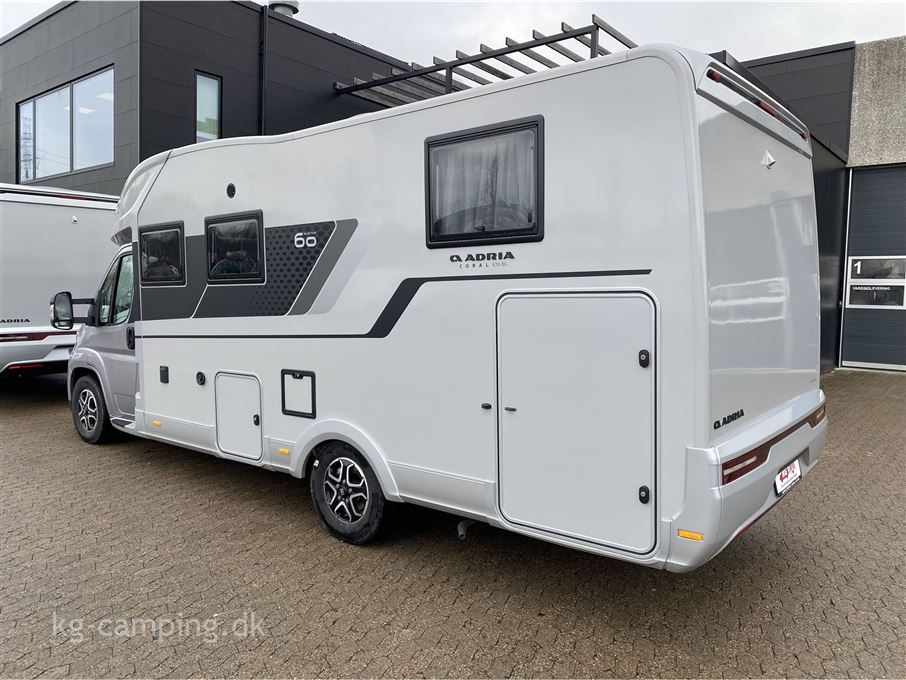 Adria Coral 670 DL