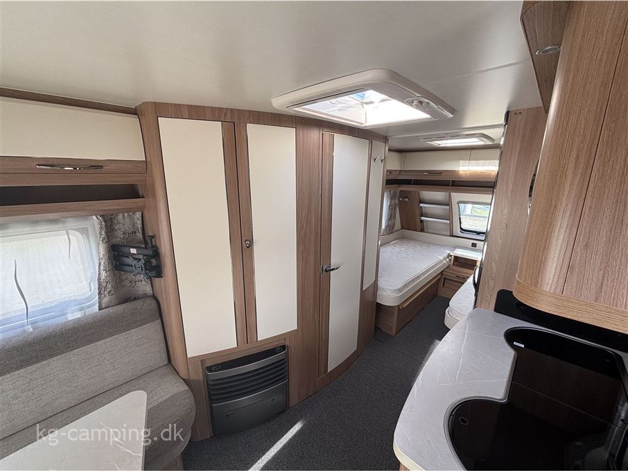 Hobby De Luxe 495 UL DK line