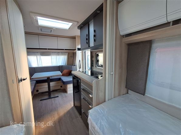 Hobby De Luxe 460 LU