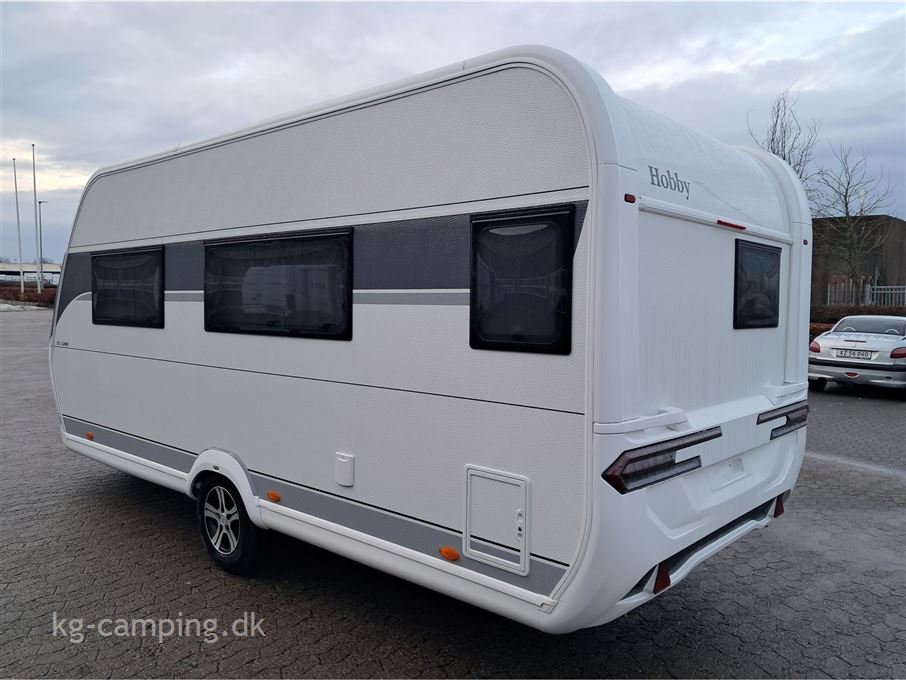 Hobby De Luxe 460 SFf