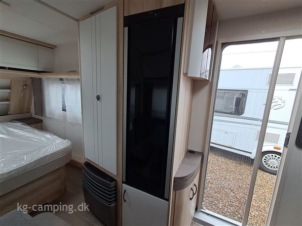 Hobby De Luxe 460 SFf