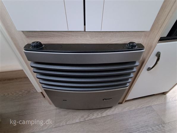 Hobby De Luxe 460 SFf