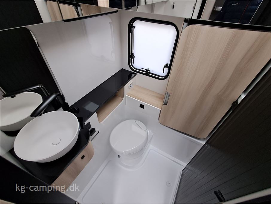 Hobby De Luxe 460 SFf