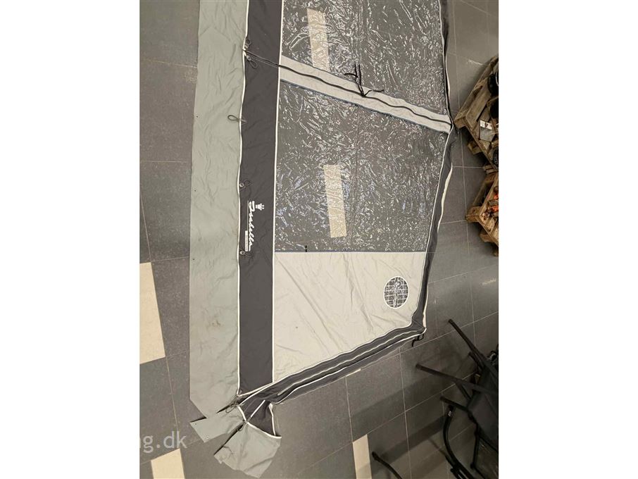 Isabella Sunshine front G19