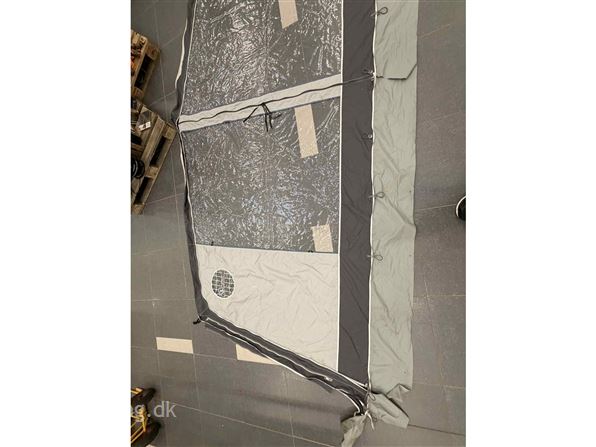 Isabella Sunshine front G19