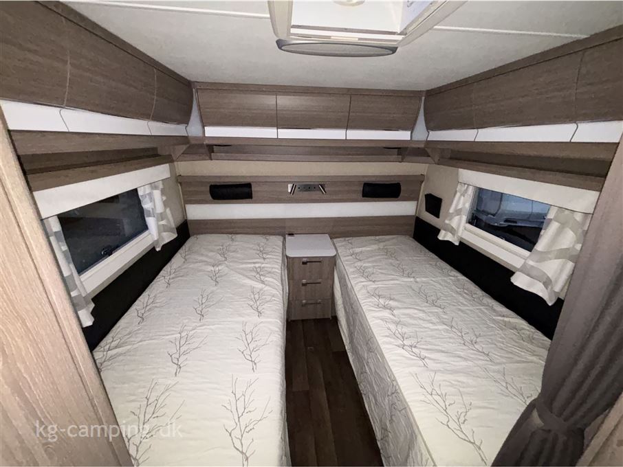 Kabe Royal 560 GLE KS