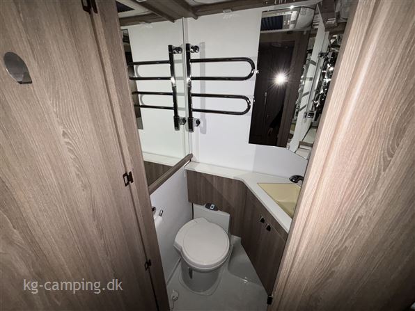 Kabe Royal 560 GLE KS