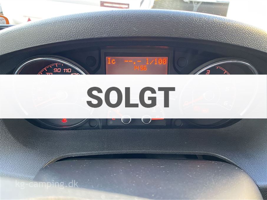 Adria Coral AXESS 670 SL