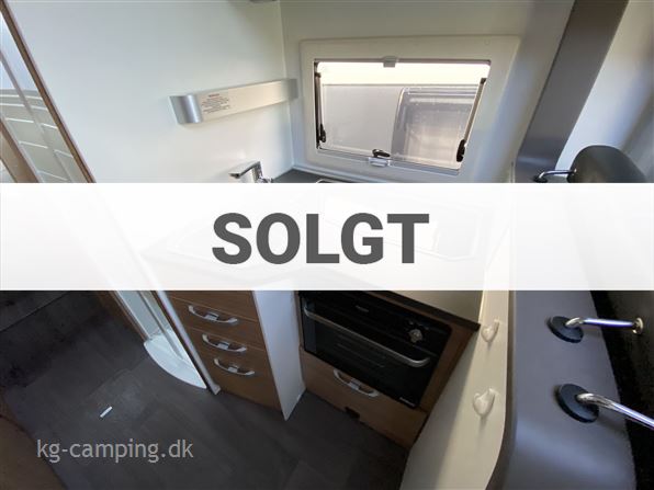 Adria Coral AXESS 670 SL