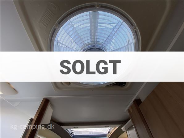 Adria Coral AXESS 670 SL