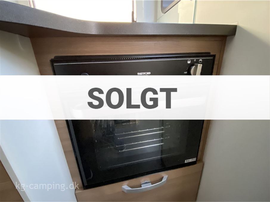 Adria Coral AXESS 670 SL