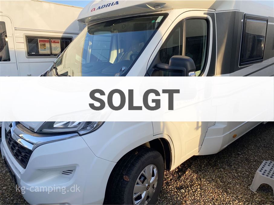 Adria Coral AXESS 670 SL