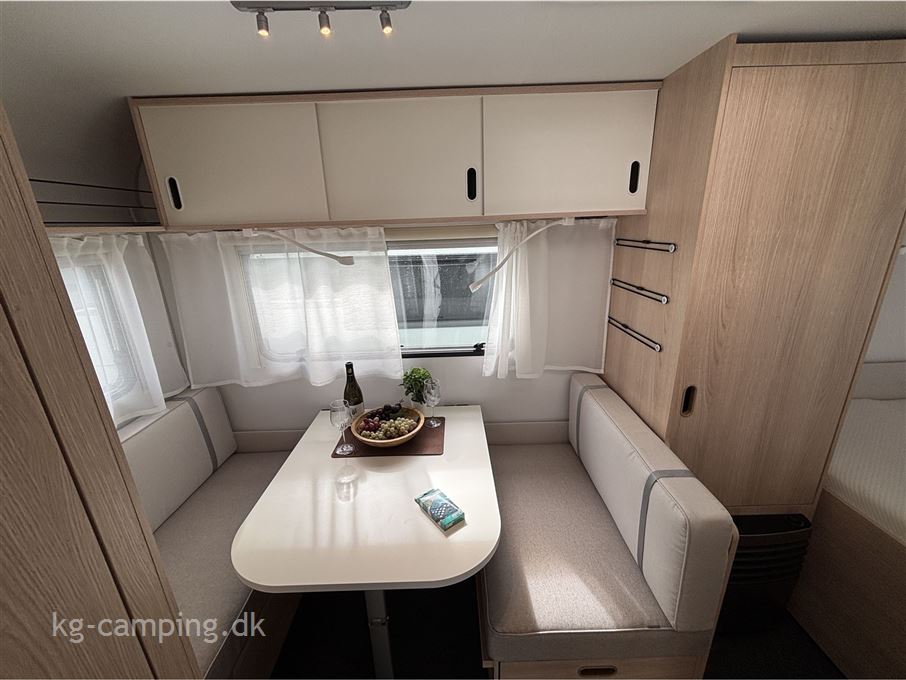 Adria Aviva 400 PS