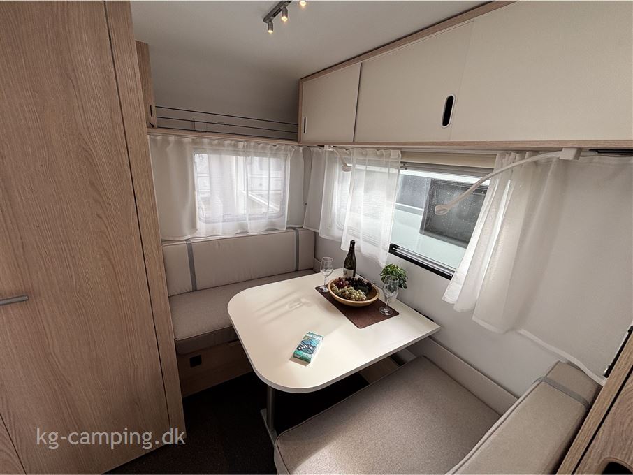 Adria Aviva 400 PS