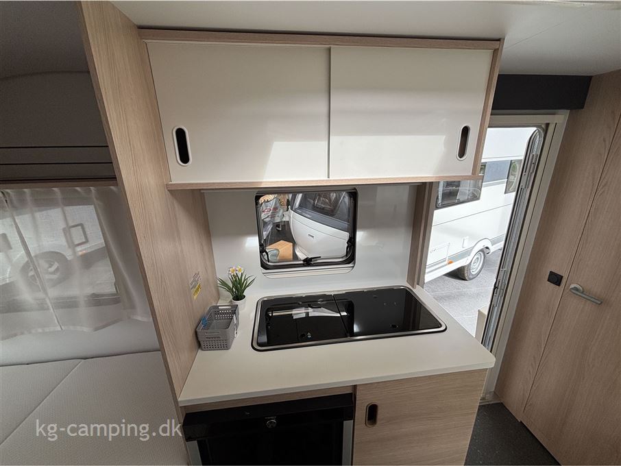 Adria Aviva 400 PS