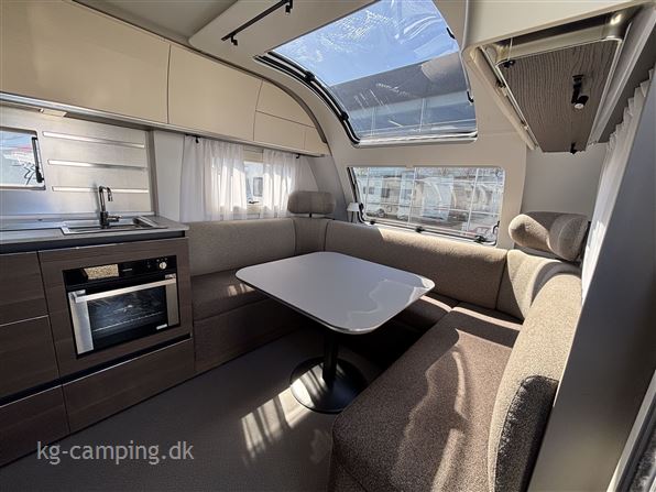 Adria Alpina 613 UT