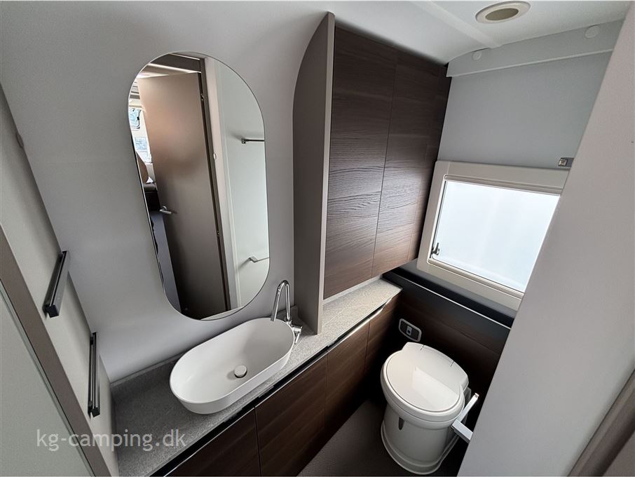 Adria Alpina 613 UT
