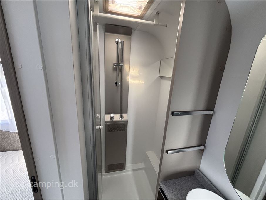 Adria Alpina 613 UT