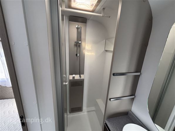 Adria Alpina 613 UT