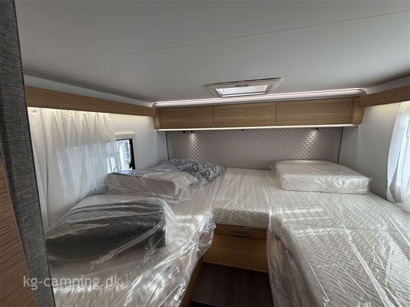 Adria Coral 670 DL