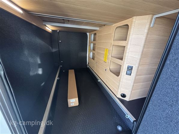 Adria Coral 670 DL