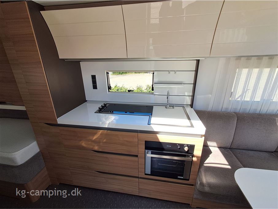 Adria Alpina 613 UT Supreme Edition