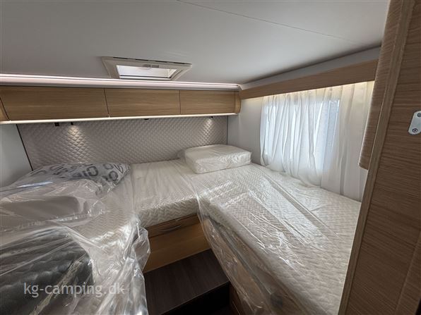 Adria Coral 670 DL