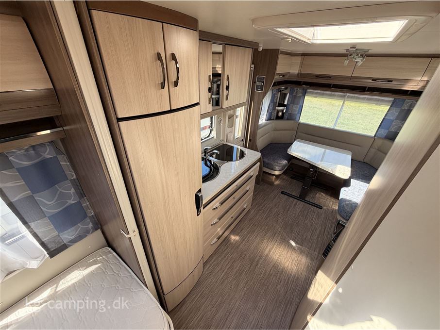 Hobby De Luxe 495 UL